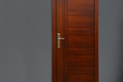 door8